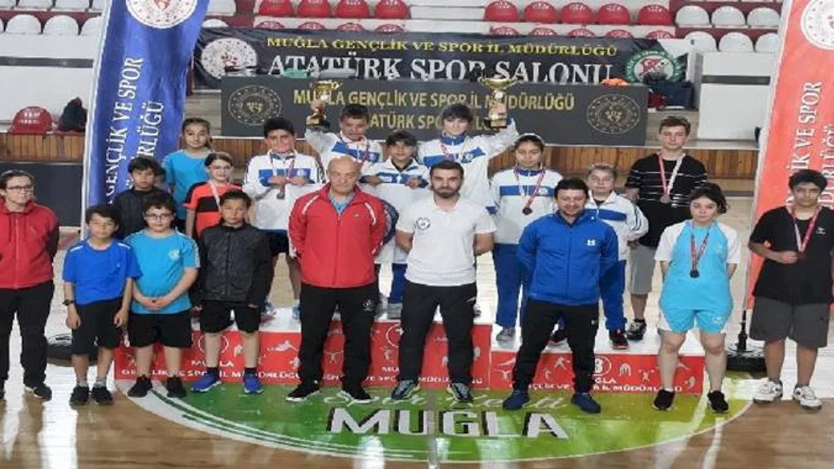 Masa tenisinde Muğlalı sporculardan büyük başarı