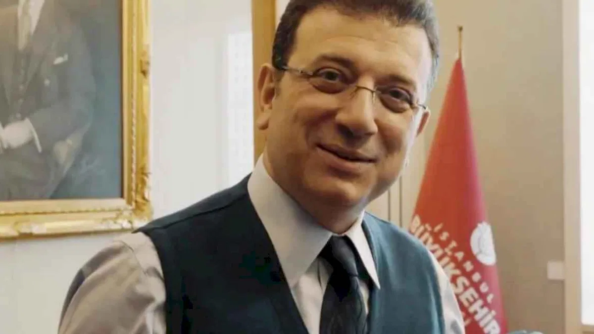 İmamoğlu düğmeye bastı! Cumhurbaşkanı adaylığı için resmi başvurusunu yaptı