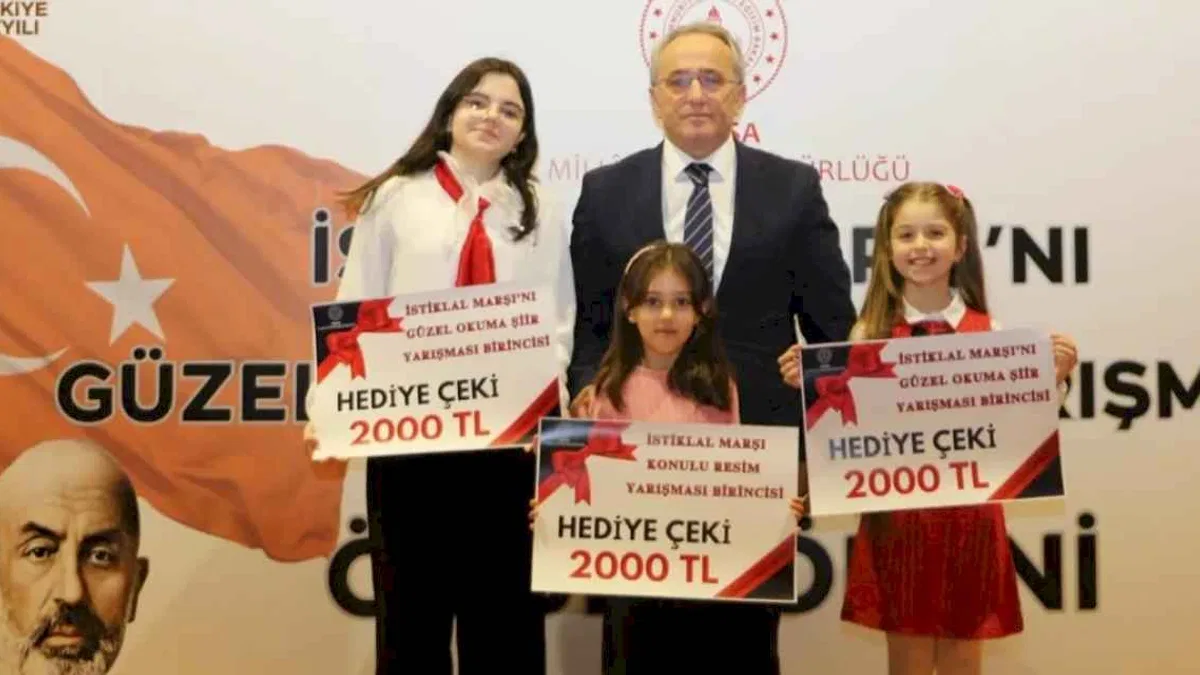 Bursa'da 'İstiklal Marşı'nı Güzel Okuma Şiir Yarışması'na il finali