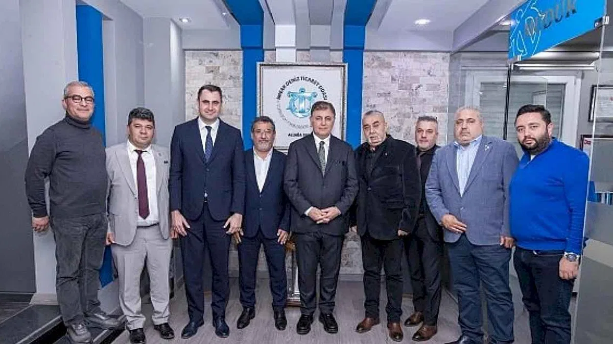 Başkan Tugay'a hizmet teşekkürü