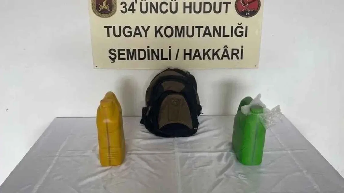 Hakkâri hudut hattında 8 kilo uyuşturucu ele geçirildi