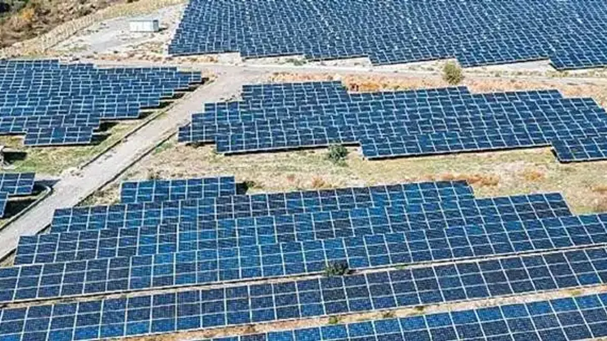 Güneş Enerji Santrali 8 Ayda 4 Milyon 500 Bin TL'lik Elektrik Üretti