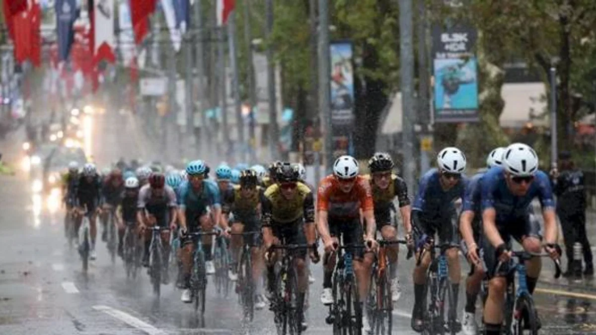 Yağmur altında Tour of İstanbul! Kazanan İstanbul oldu