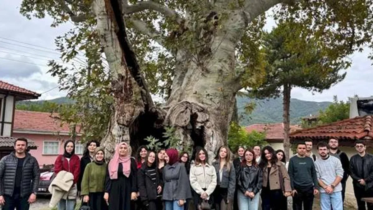 Sakarya'da üniversiteli gençler doğanın güzellikleriyle buluştu