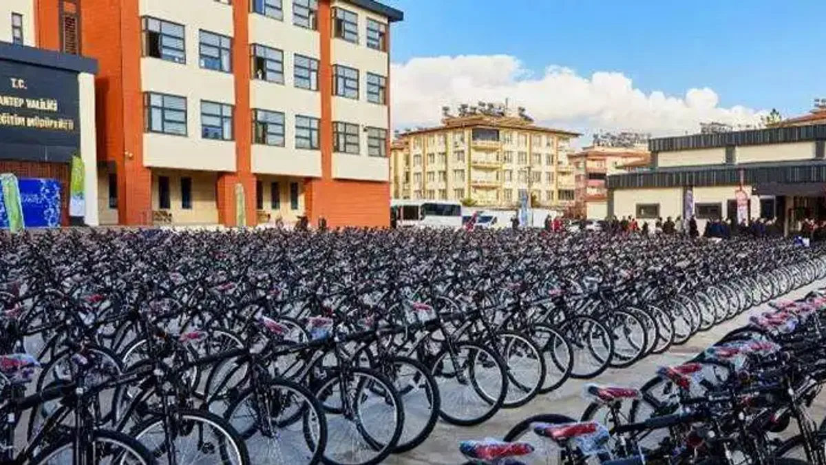 Gaziantep'te sıra öğretmenlerde... 40 bin öğretmene bisiklet dağıtılacak