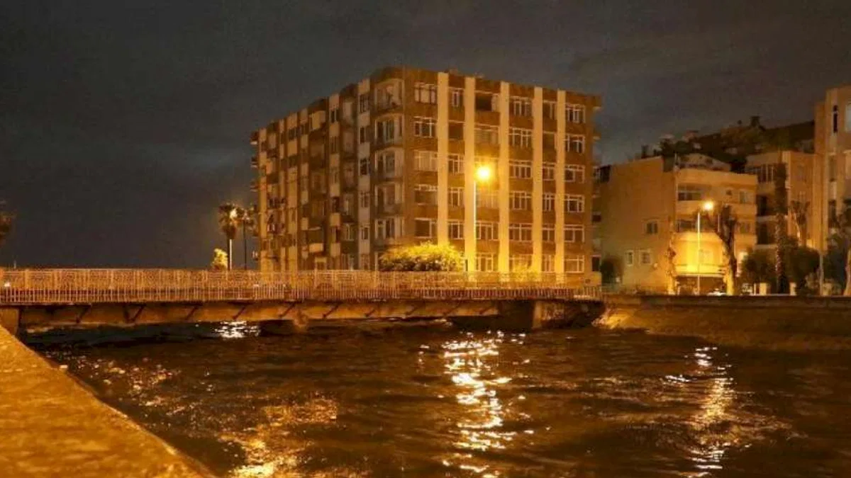 Hatay'dan taşkınlara hızlı müdahale