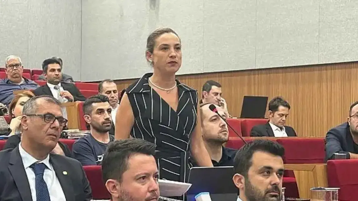 Başkan Sengel'den büyükşehir belediye meclisinde SGK borcu vurgusu: neden sadece belediyelerin üzerine gidiliyor?