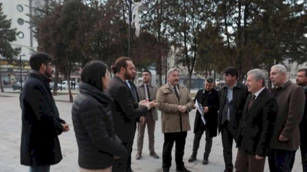 Kayseri Melikgazi Nazmi Toker Okulu'nu restore ediyor