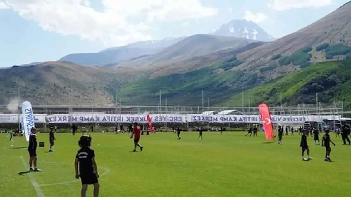 Erciyes Yüksek İrtifa Kamp Merkezi, Academy Erciyes Cup başladı