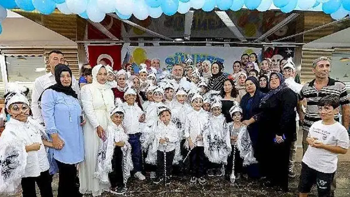 Bayraklı'da sünnet şöleni