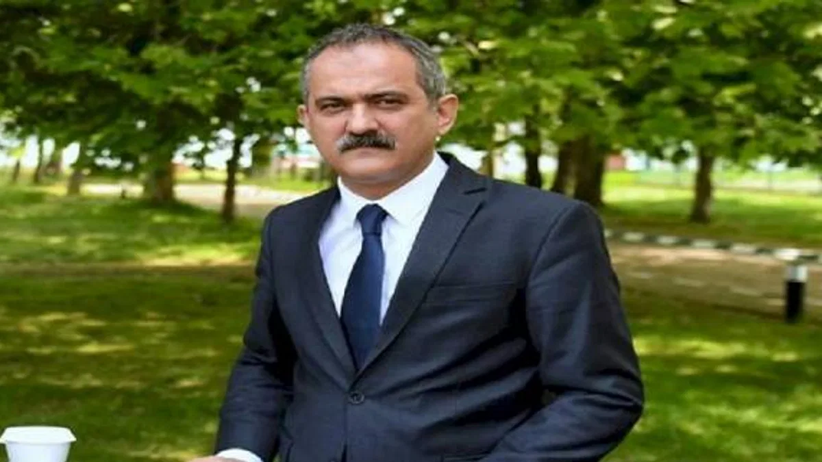 Afet bölgesindeki öğrencilere 30 bin burs müjdesi