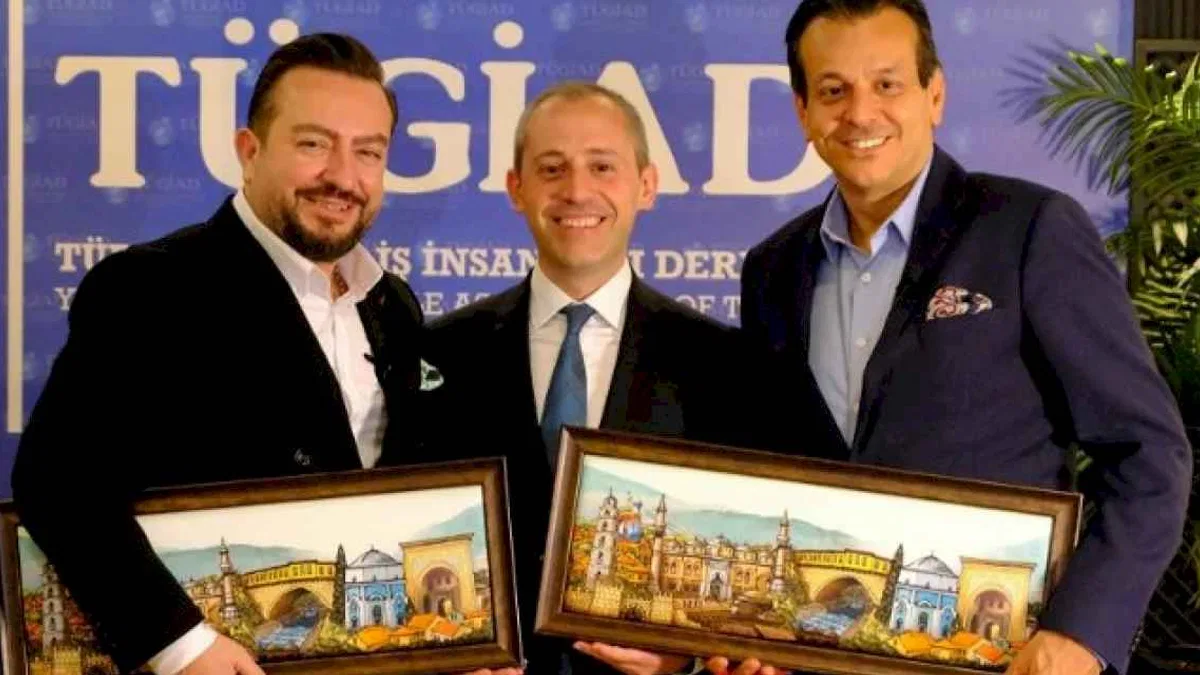 'Türkiye Ekonomisinin Geleceği' Bursa'dan masaya yatırıldı