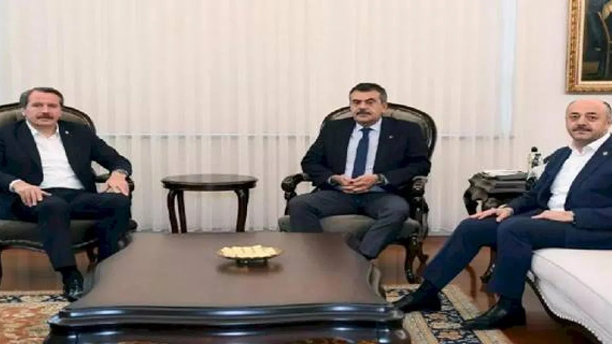 Eğitim çalışanları sorunlarını Bakan Tekin'e iletti