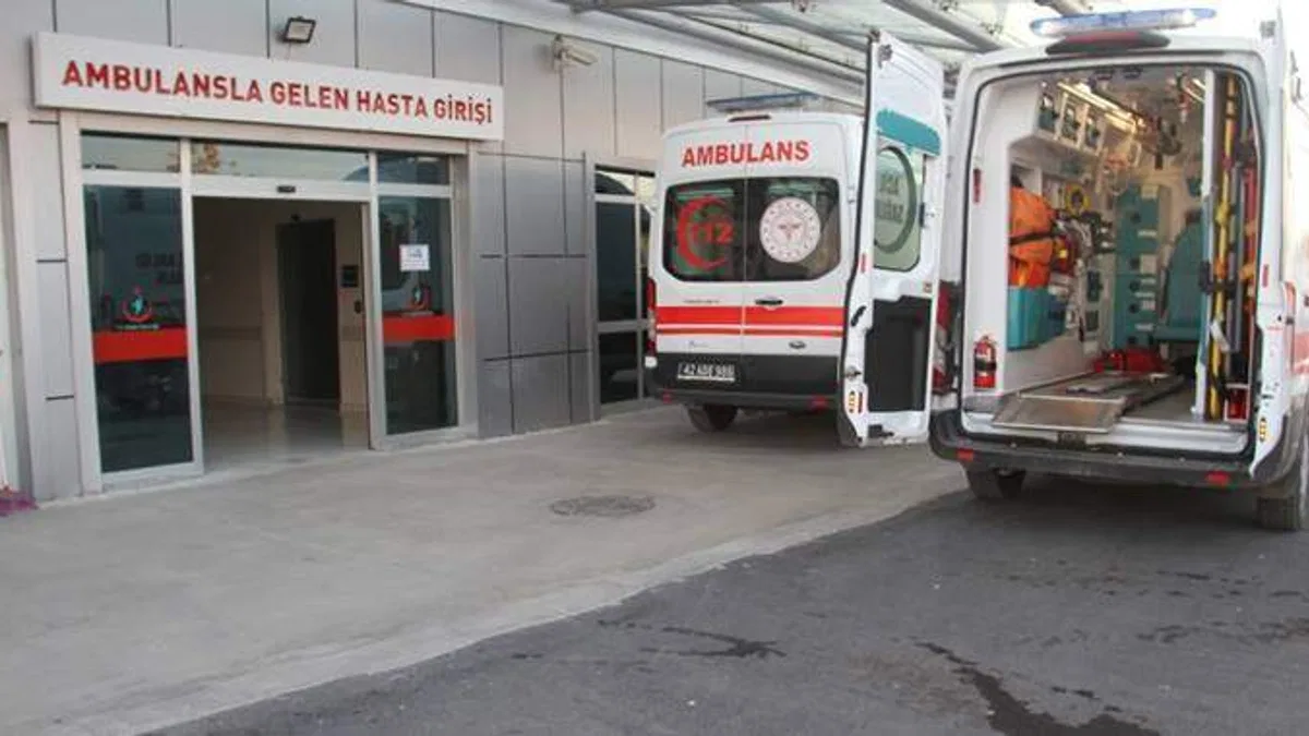 Konya'da açık otoparkta bıçakla yaralanan kişi hastaneye kaldırıldı