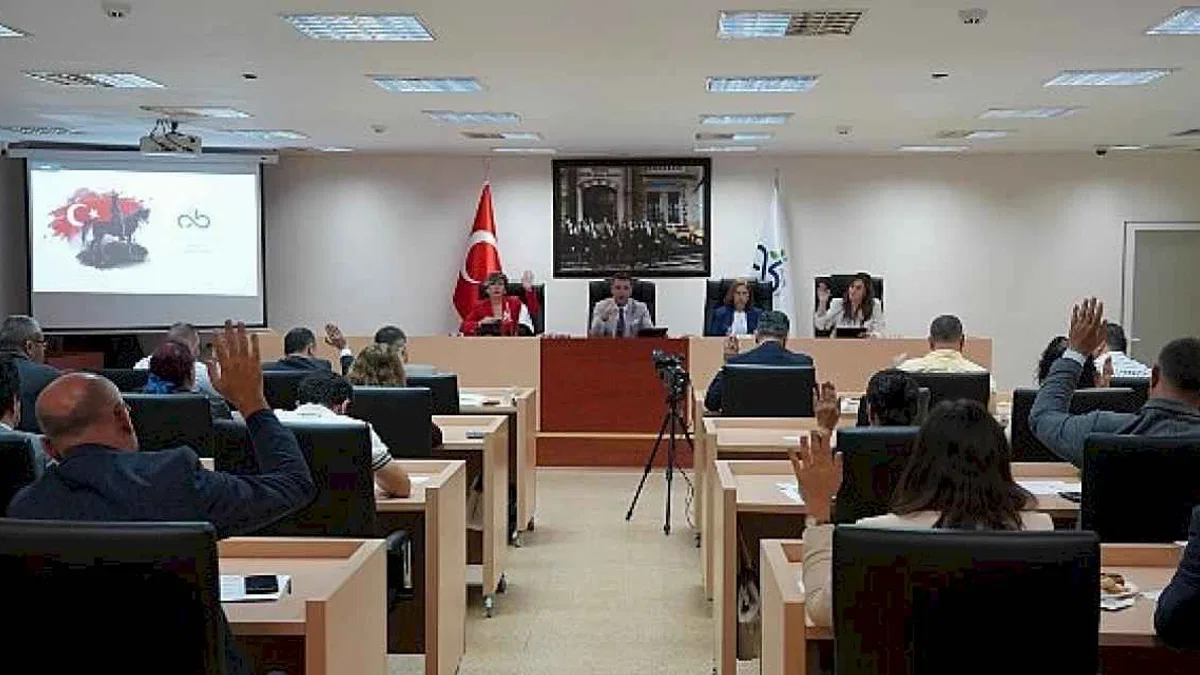 Çorlu Belediyesi'nden Okullara 500 Bin Liralık Temizlik Desteği