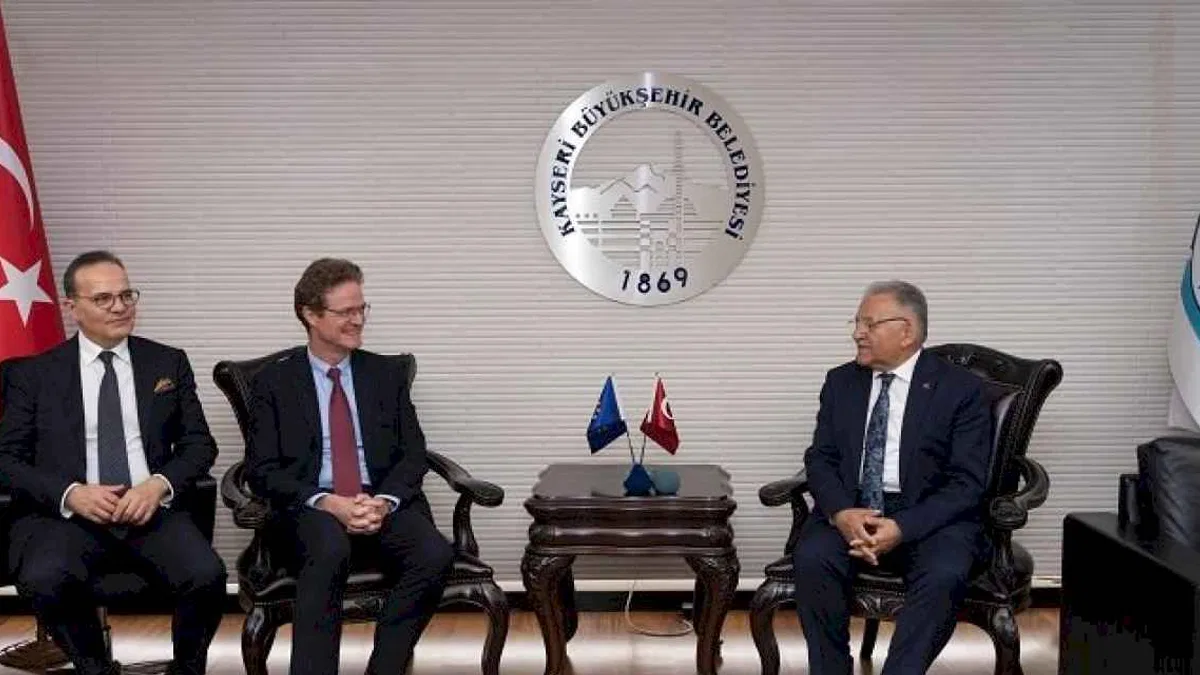 Başkan Büyükkılıç, Avrupalı büyükelçileri misafir etti