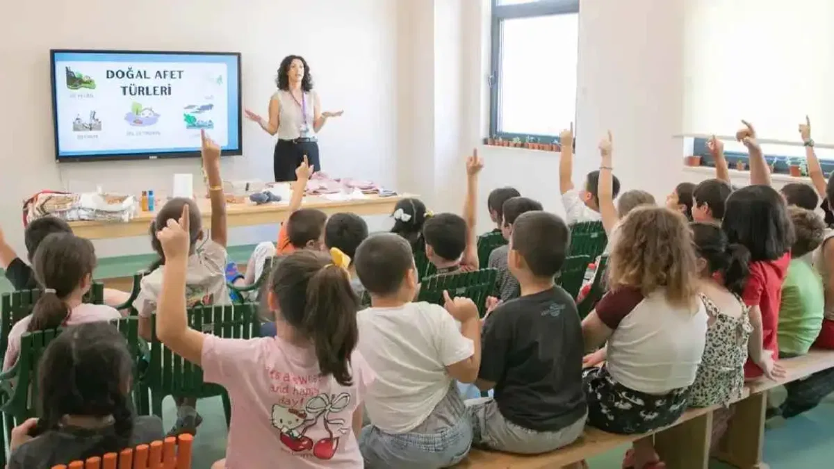 Mersin Silifke’de çocuklara afet farkındalığı eğitimi