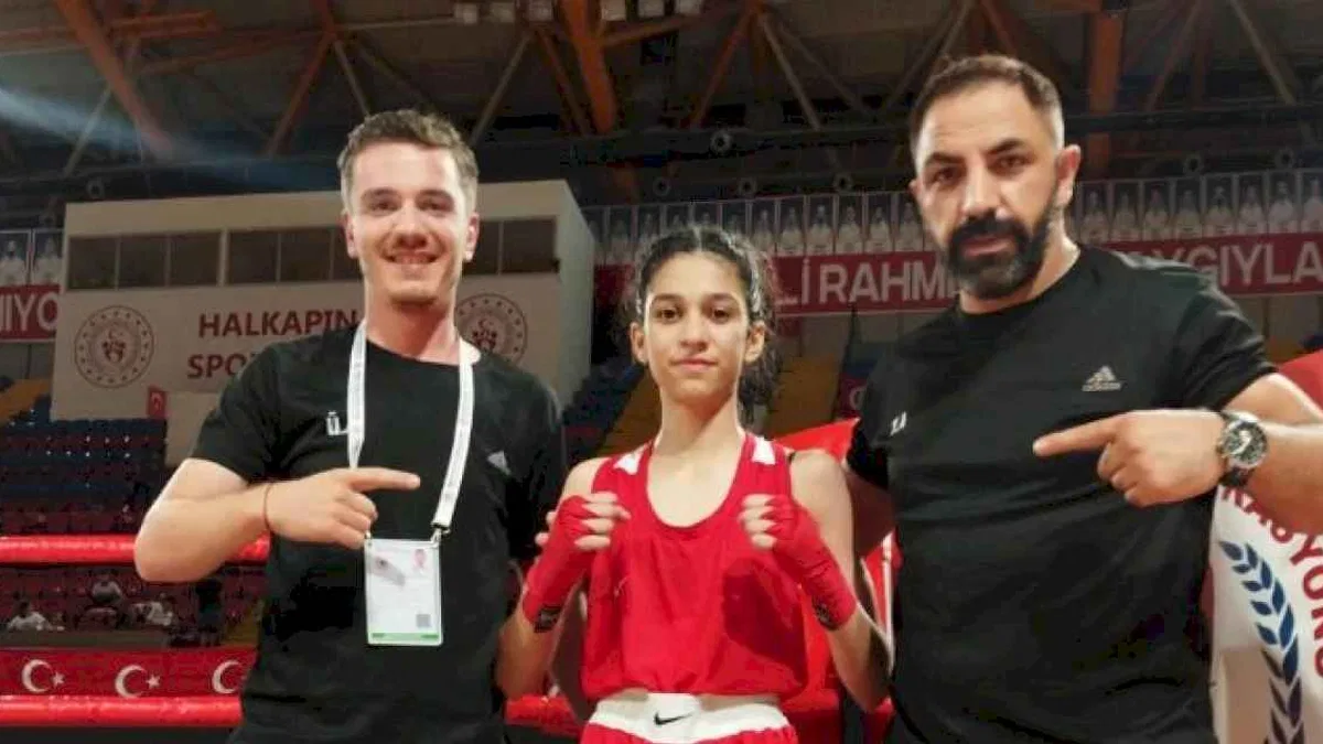 Manisalı 'Aslan'ların iki sporcusu Türkiye 2.'si oldu