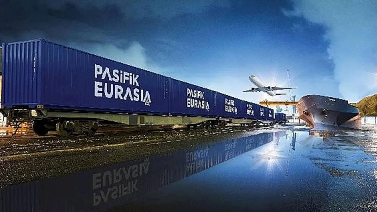 Pasifik Eurasia 27-29 Eylül Tarihleri Arasında Düzenlenen Logistech Fuarında