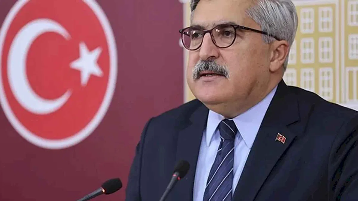 Sosyal medyaya giriş yaşıyla ilgili ayar geliyor!