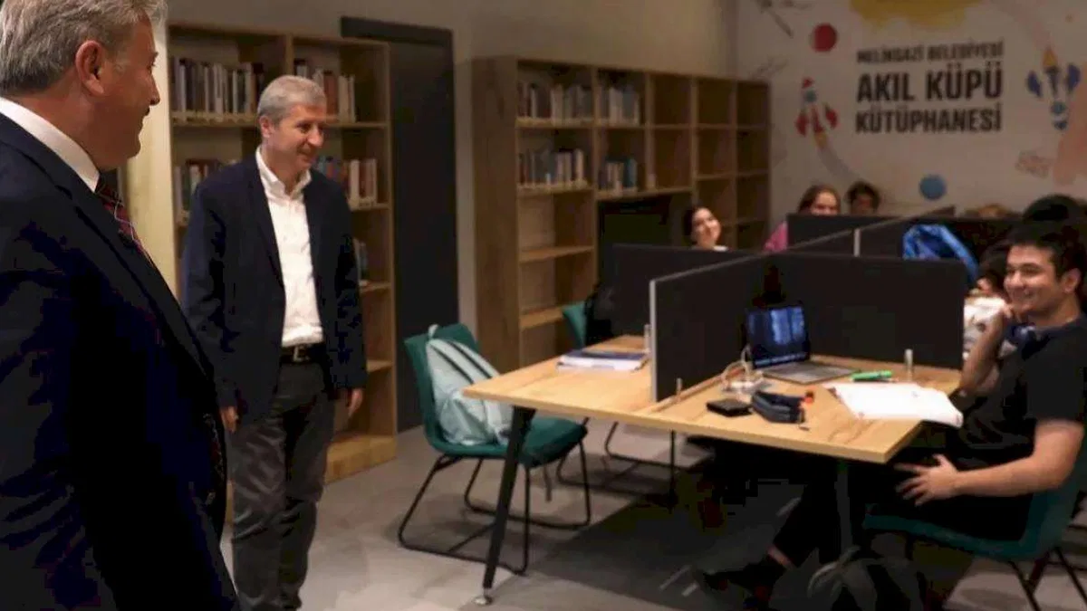 Kayseri Melikgazi'nin Akıl Küpü Kütüphaneleri ışık saçıyor