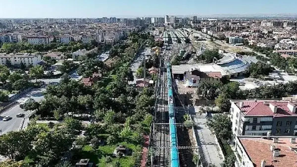 KONYARAY Banliyö Hattı'nda Çalışmalar Devam Ediyor
