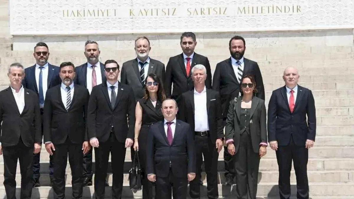 IBIA'dan Anıtkabir'e ziyaret