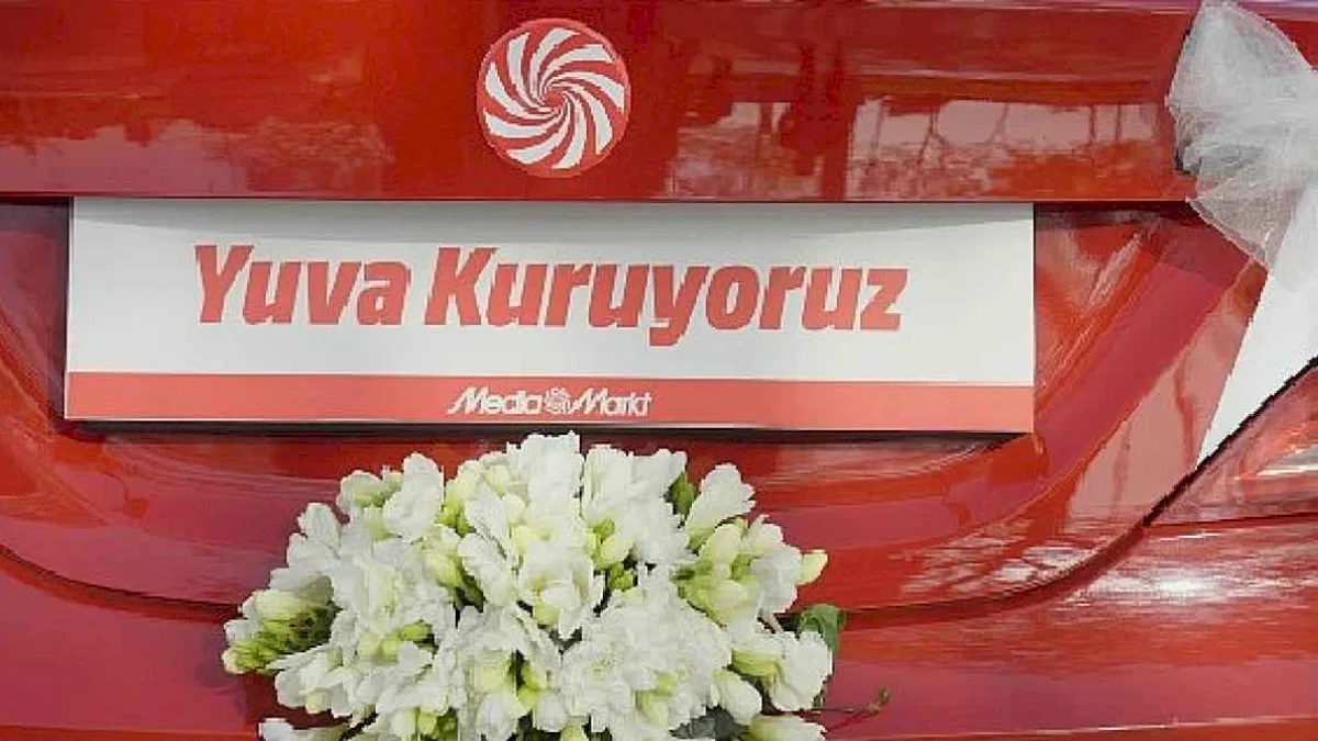 MediaMarkt Türkiye'nin 'Gelin' Arabası büyük ilgi gördü!