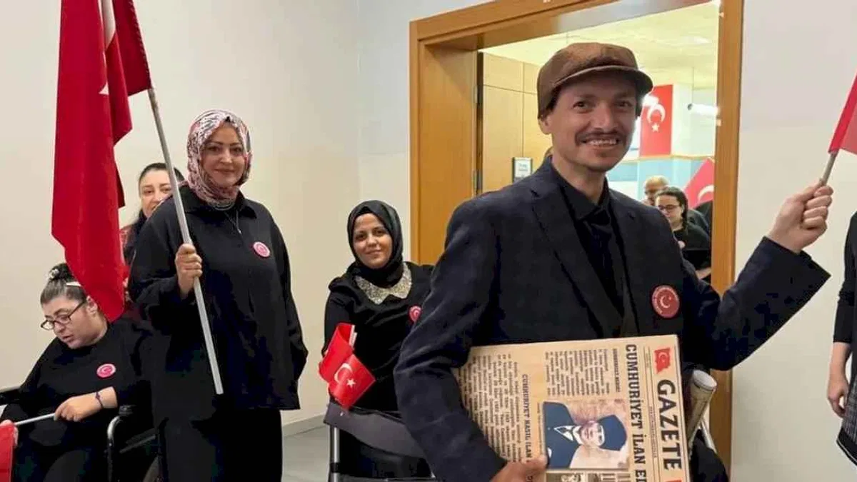 Sakarya'da özel bireylerin Cumhuriyet coşkusu