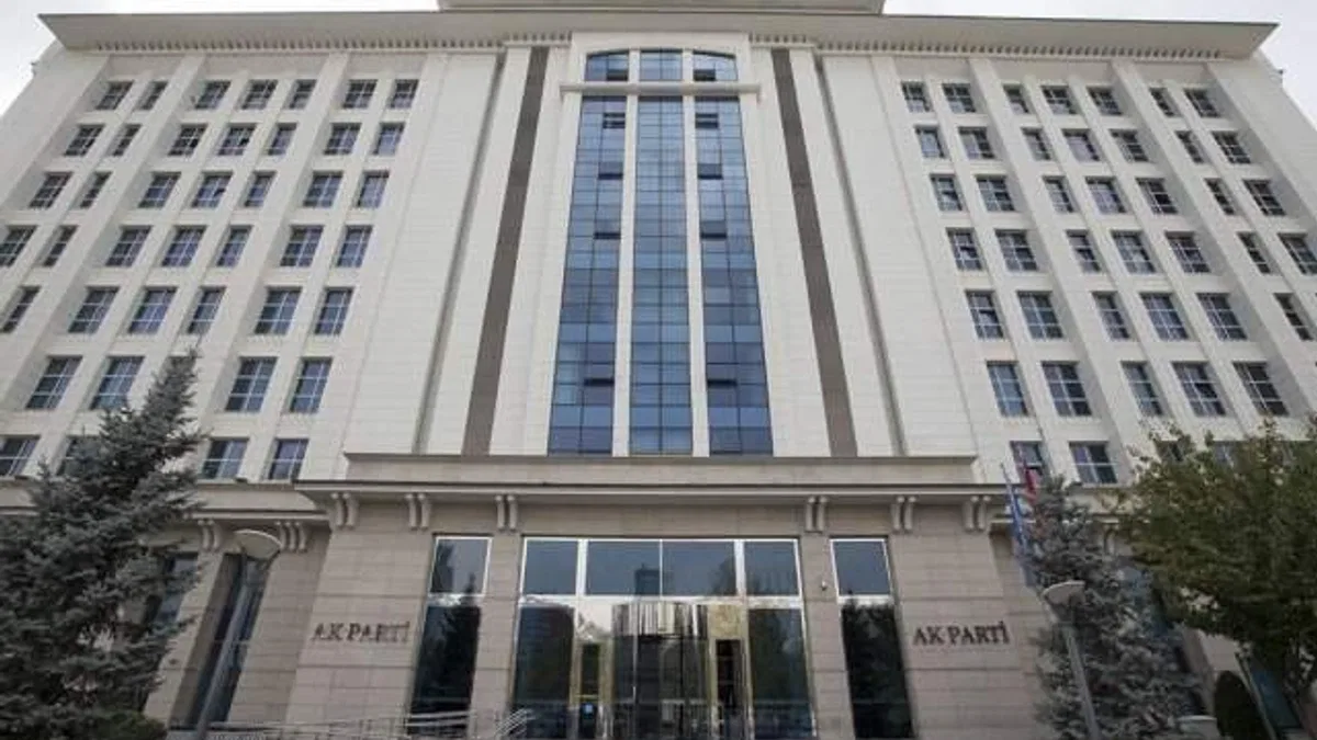 AK Parti 3 Haziran'da kampa giriyor