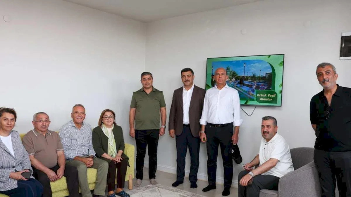 Gaziantep'te Bahçelievler projesinin örnek daire tanıtımı yapıldı