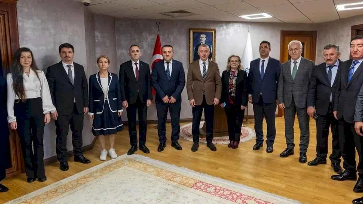 Kocaeli'de Başkan Büyükakın’a eğitime destek teşekkürü