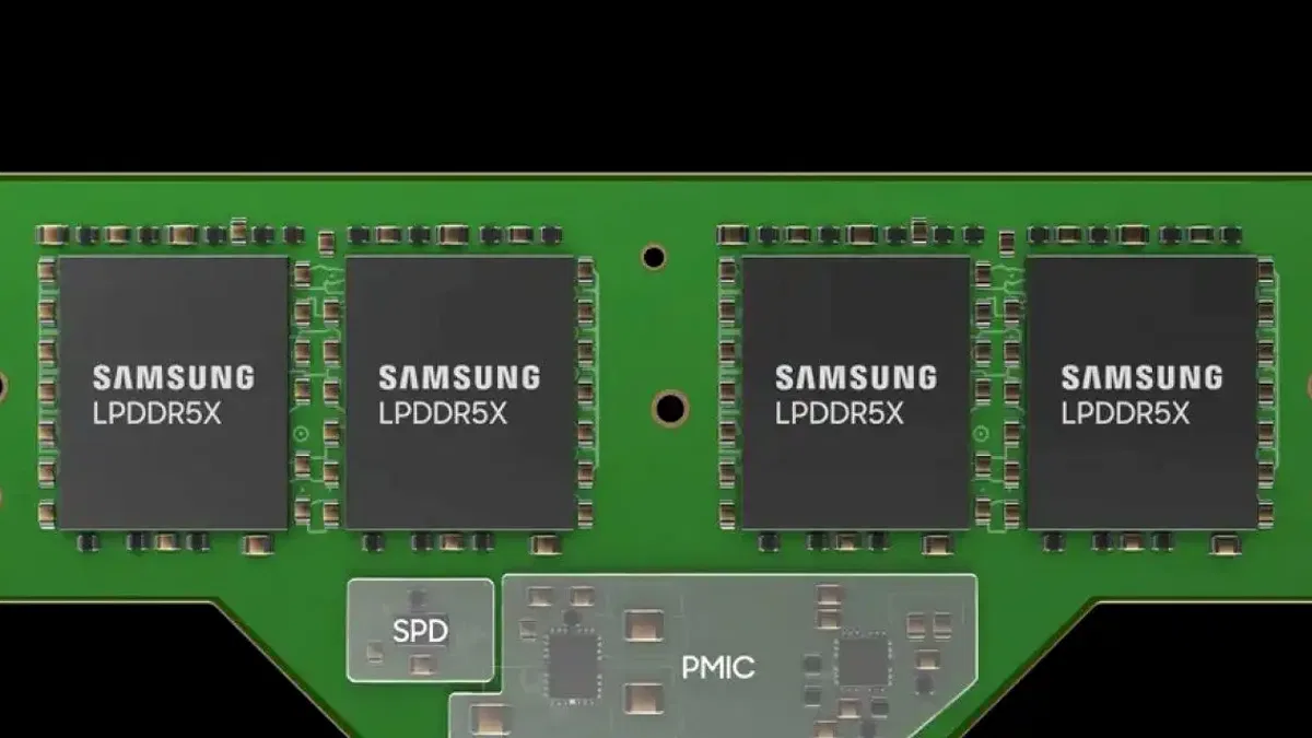 Samsung, İlk CAMM Mobil Bellekleri Duyurdu: LPCAMM