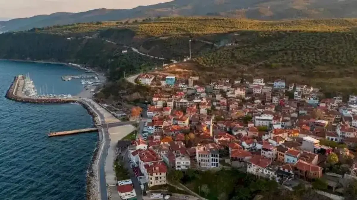 Anayasa Mahkemesi 'aykırılık' bulmadı! Nüfusu 2 bin altına düşen belediyeler köye dönüştürülebilecek