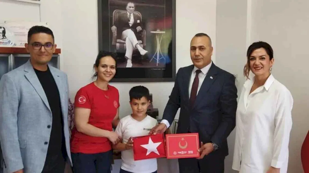 Manisa Büyükşehir, Şehit Süleyman Gür’ün oğlunun özel gününü unutmadı