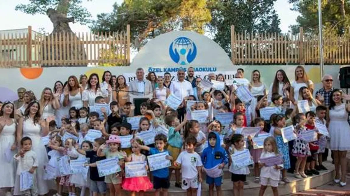 İzmir Güzelbahçe’de minik hayaller sergilendi