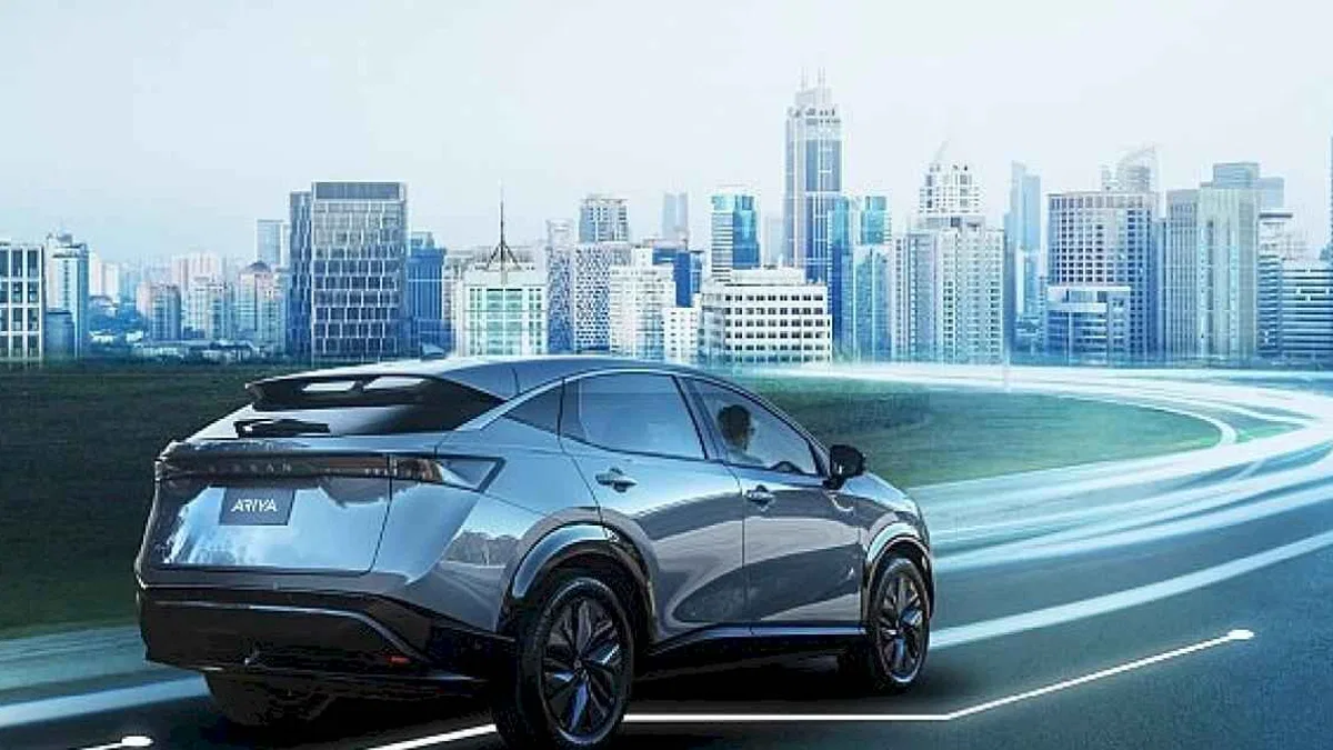 Yeni Jenerasyon "Elektrikli" Nissan Dedi