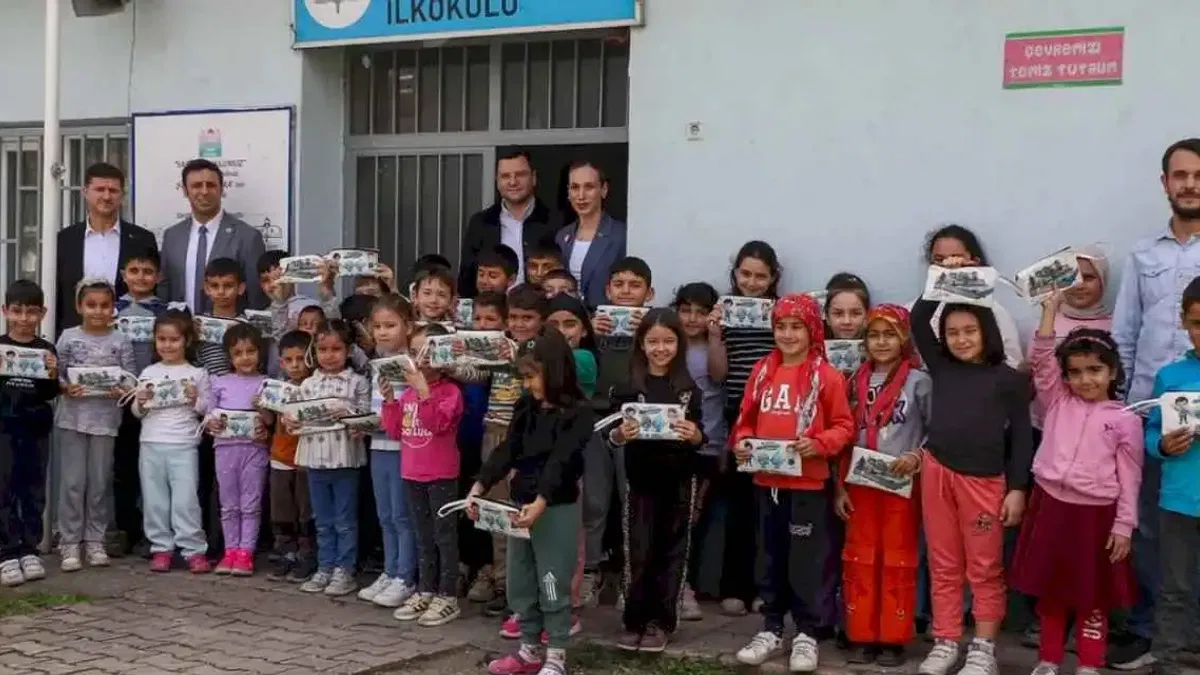 Şehrin yeni ‘Su Müfettişleri’ rozetlerini aldı