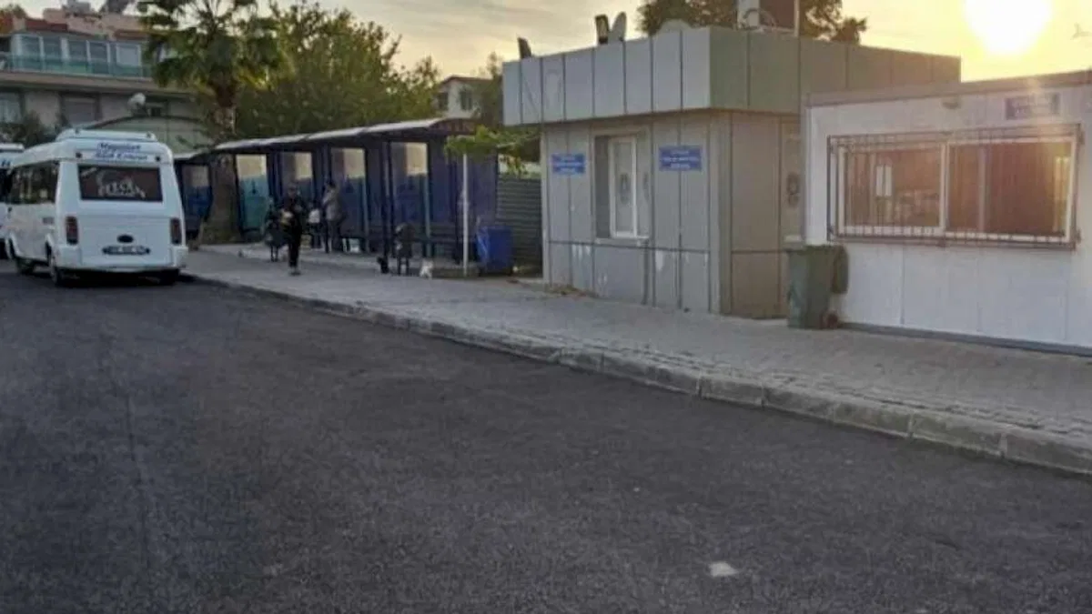 İzmir Dikili’den CHP’li Başkan Kırgöz’e otogar tepkisi