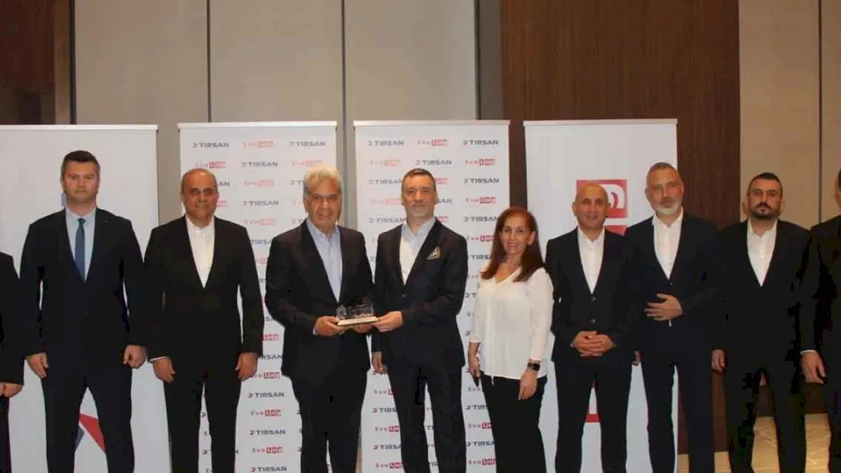 Tırsan'dan EvoLog Lojistik'e 750 adet treyler