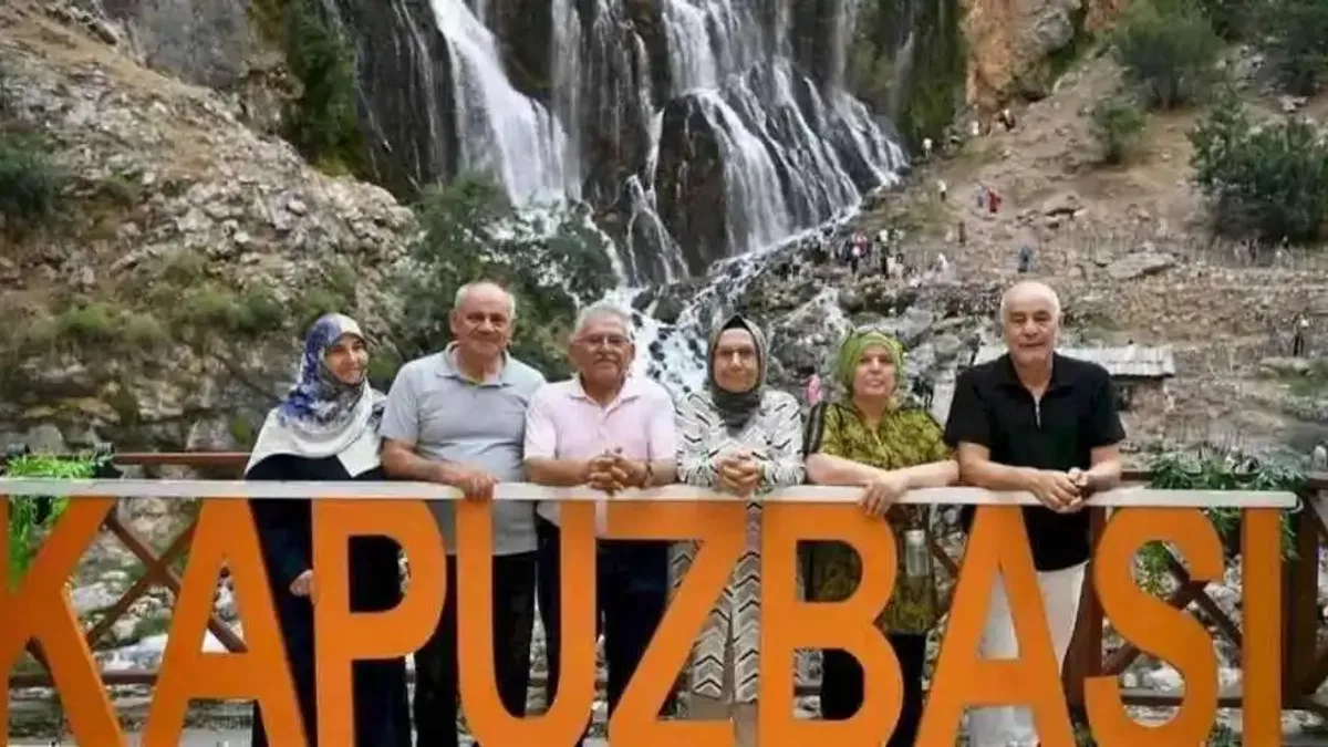 Kayseri Büyükşehir'den Yahyalı'ya özel mesai