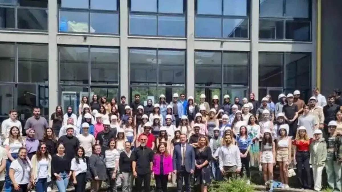 Geleceğin mimarları mesleğe ilk adımı attı