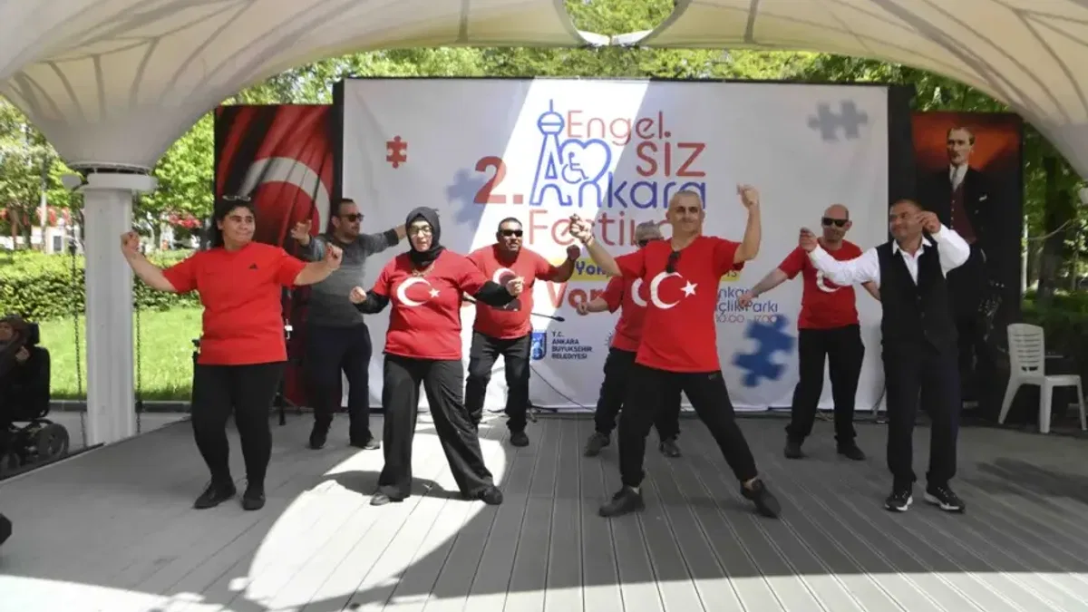 Başkent’te engel yok, şenlik var