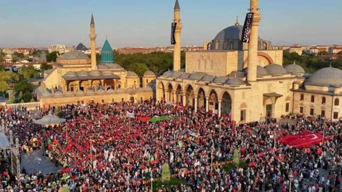 On binlerce Konyalı Gazze için tek yürek oldu