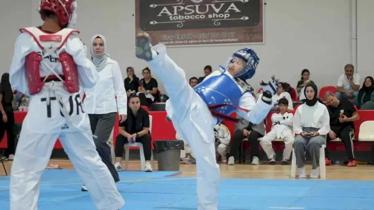 Minikler taekwondoya Bursa Yenişehir ev sahipliği yaptı