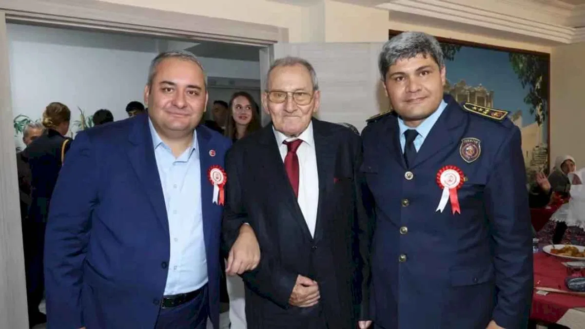 Başkan Özarslan İtfaiye Haftası’nda itfaiyecilerle bir araya geldi