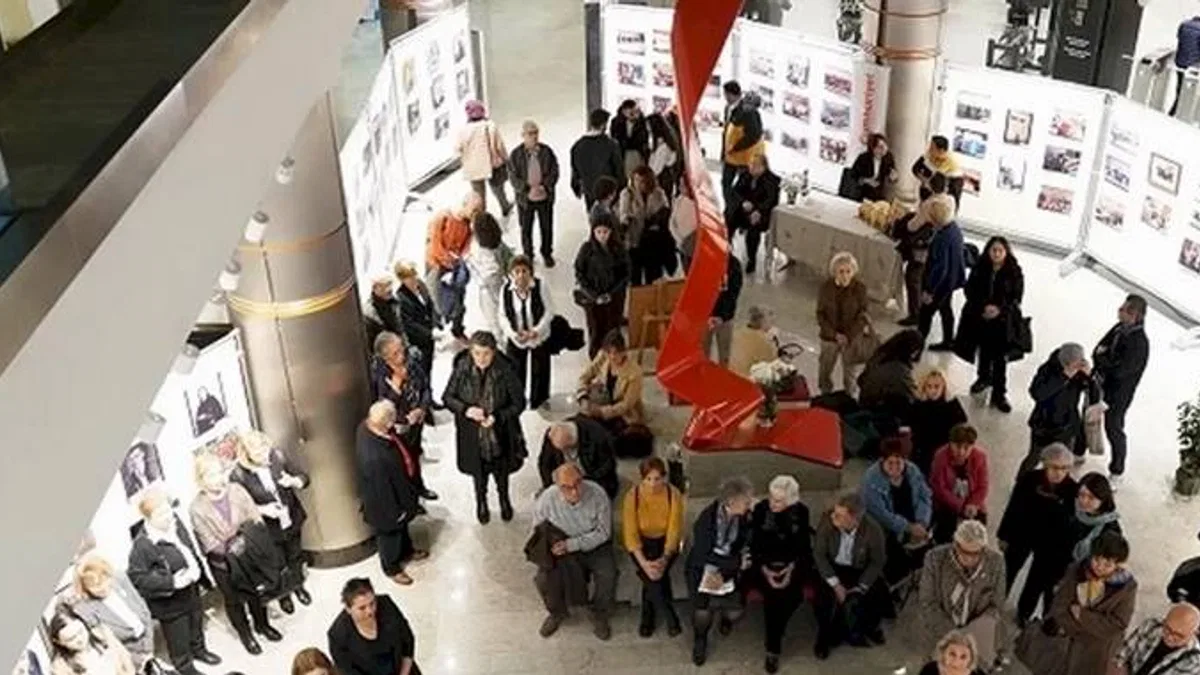 'Güneş Umutttan Şimdi Doğar' sergisi açıldı
