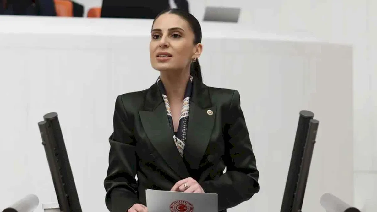 CHP'li Özcan'dan Muğla'da taşınmaz satışlarına sert tepki!