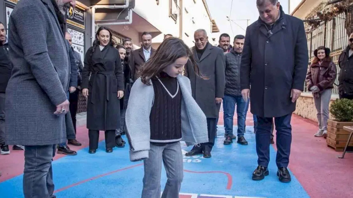 Başkan Tugay Güzel İzmir Hareketi’ni başlattı