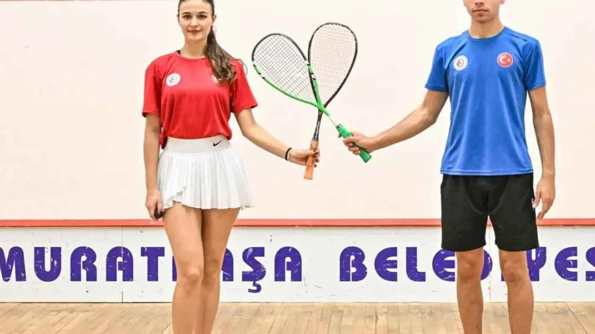 Antalya Muratpaşa’nın squash başarısı